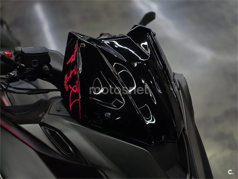 Yamaha TMAX 560 – Vista 34