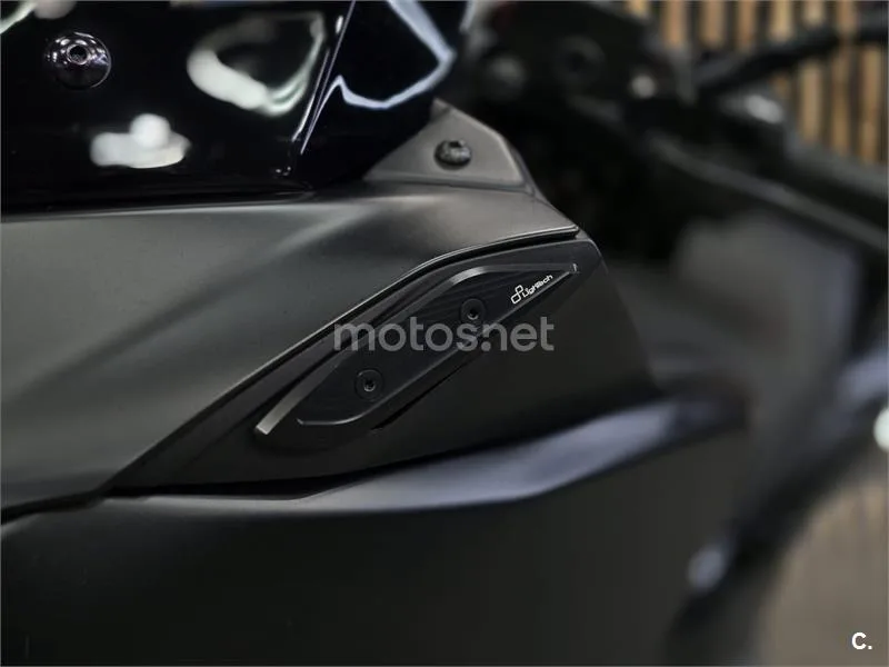 Yamaha TMAX 560 – Vista 35