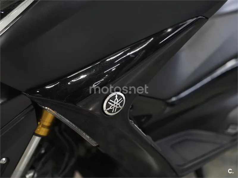 Yamaha TMAX 560 – Vista 37