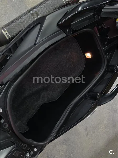 Yamaha TMAX 560 – Vista 7