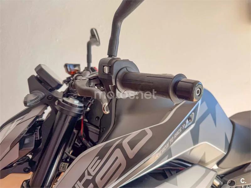 KTM 790 – Vista 6