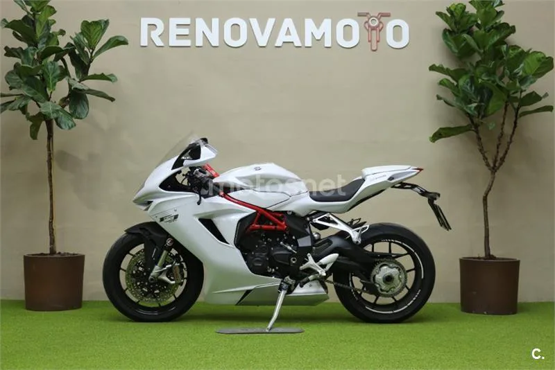 MV Agusta F3 675 – Vista 4