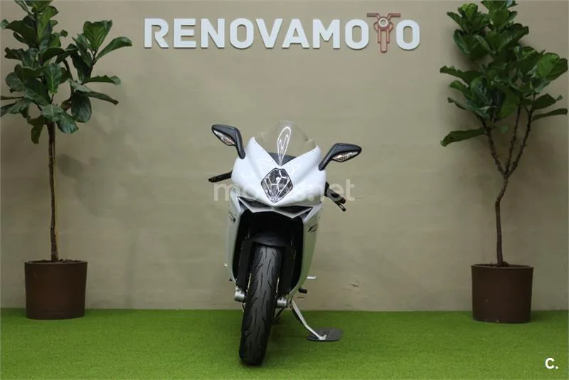 MV Agusta F3 675 – Vista 5