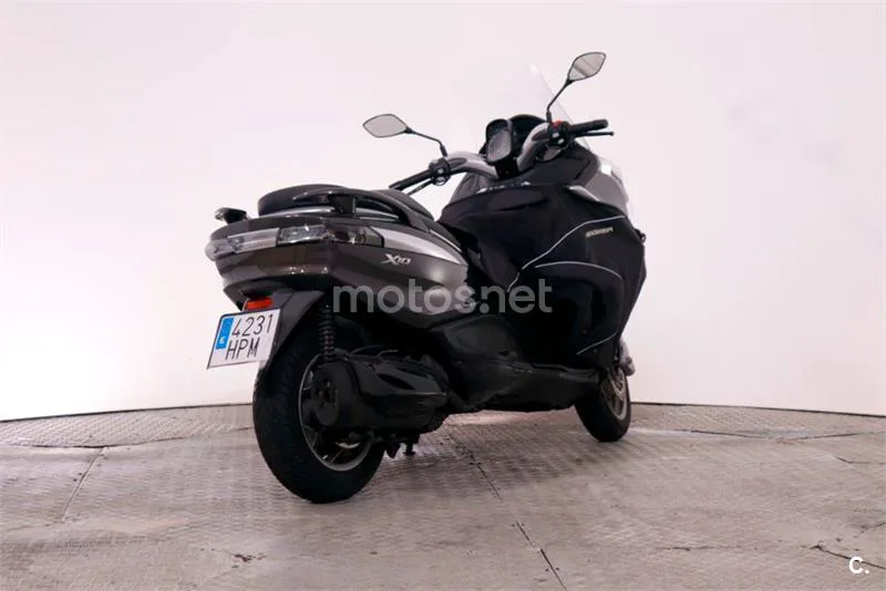 Piaggio X10 350 – Vista 7