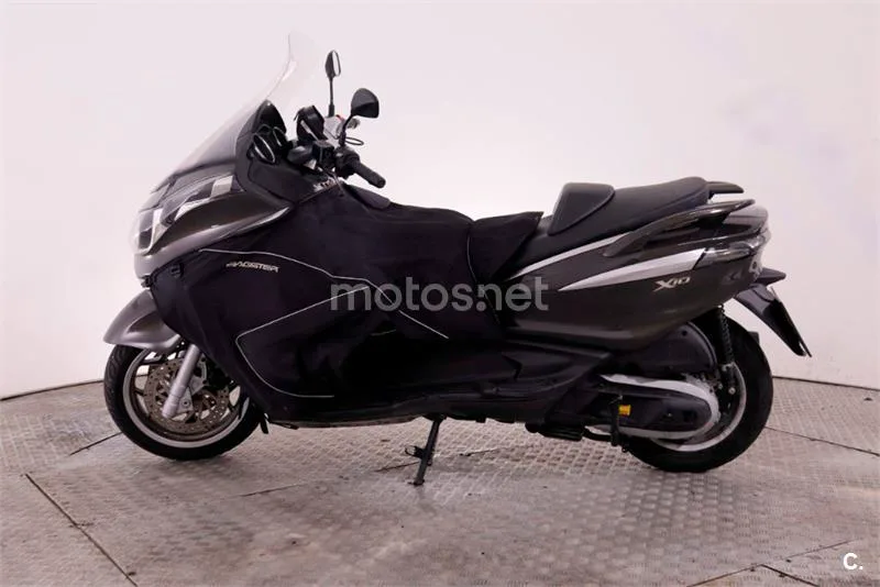 Piaggio X10 350 – Vista 8