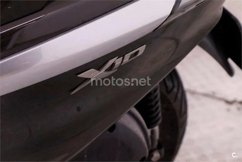 Piaggio X10 350 – Vista 10