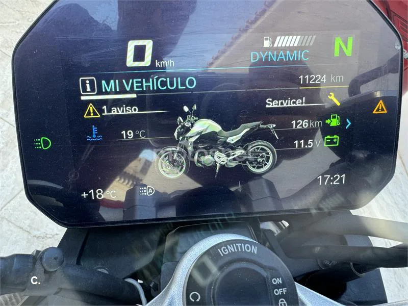 BMW F 900 R – Vista 2