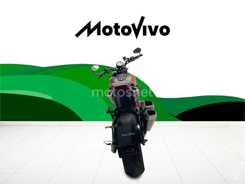 Indian FTR 1200 – Vista 7