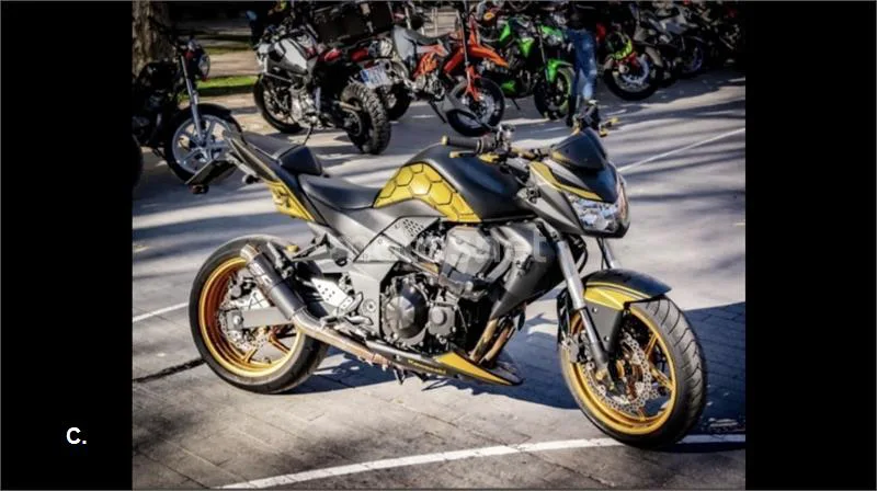 Kawasaki Z 750 – Vista 2