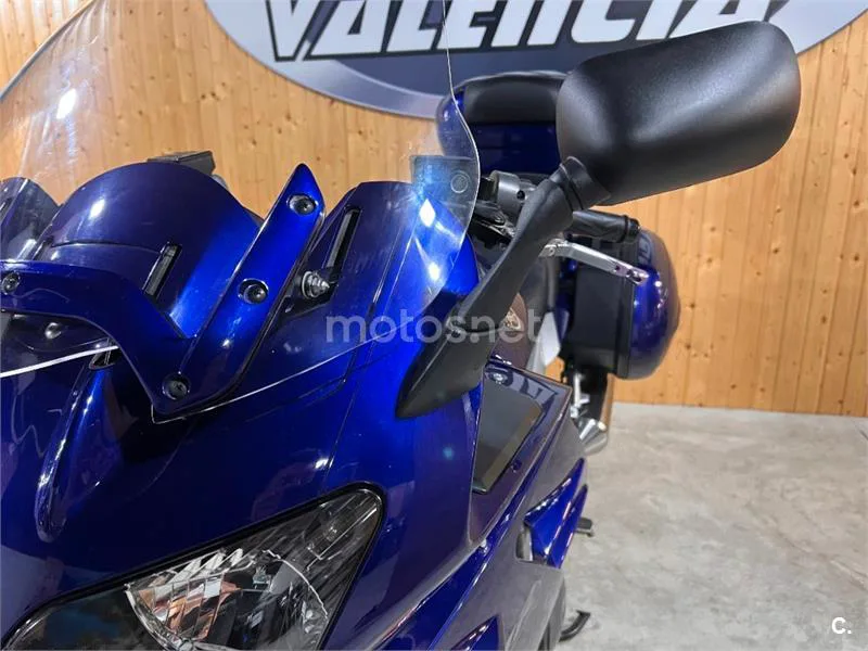 Yamaha FJR 1300 – Vista 15