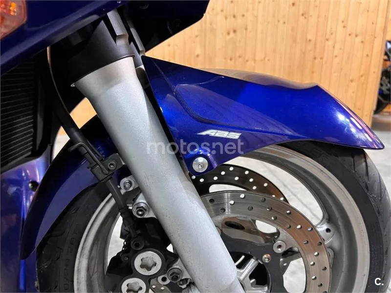 Yamaha FJR 1300 – Vista 20