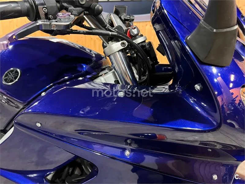 Yamaha FJR 1300 – Vista 27