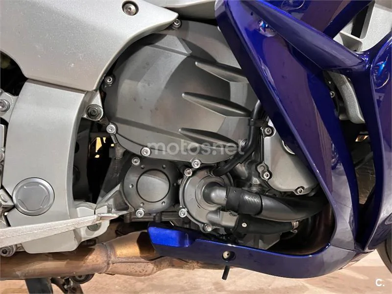 Yamaha FJR 1300 – Vista 31