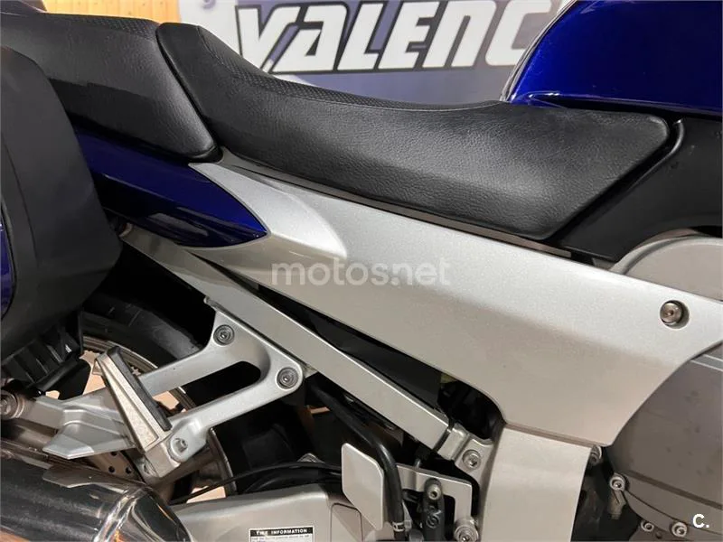 Yamaha FJR 1300 – Vista 34