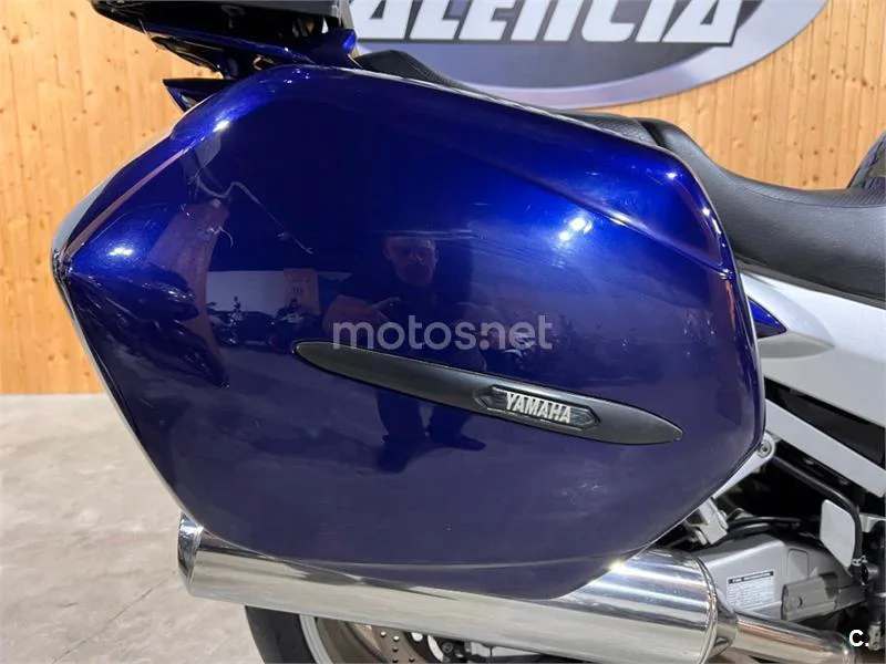 Yamaha FJR 1300 – Vista 40