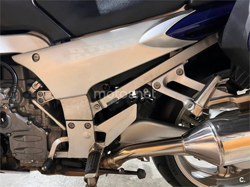 Yamaha FJR 1300 – Vista 55