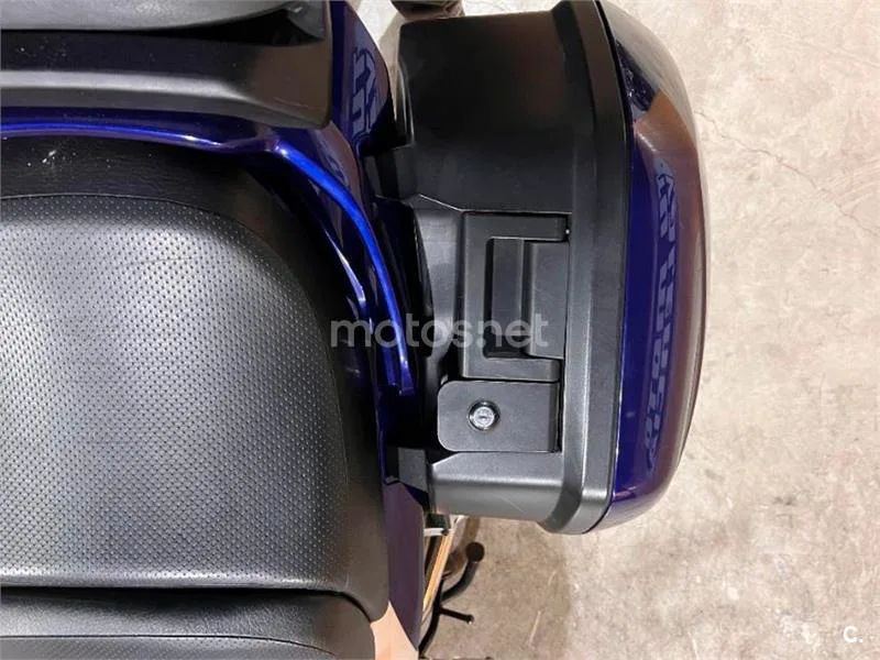 Yamaha FJR 1300 – Vista 63
