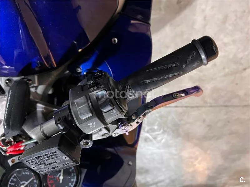 Yamaha FJR 1300 – Vista 68