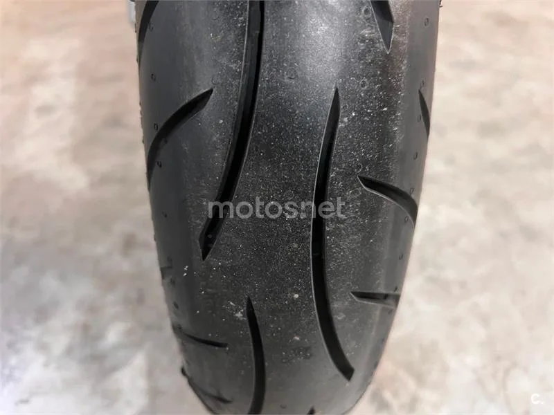 Yamaha FJR 1300 – Vista 9