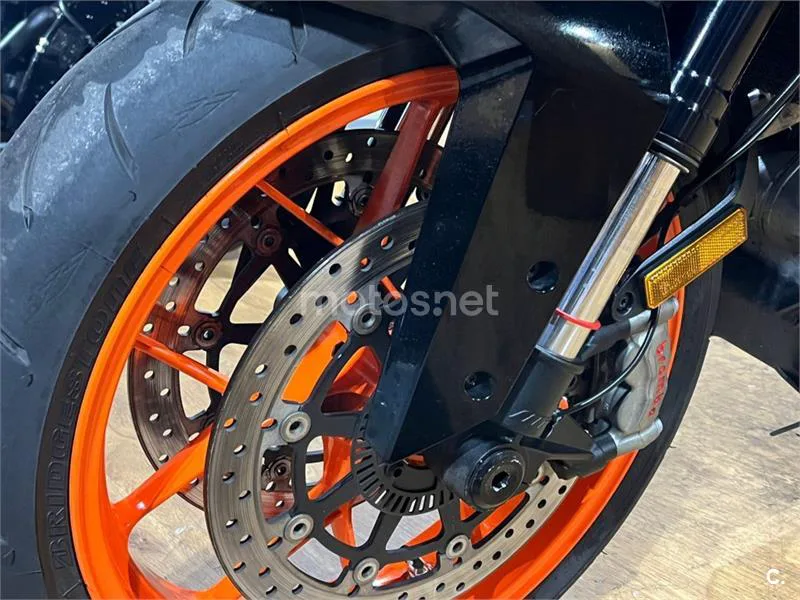 KTM 1290 Super Duke GT – Vista 34