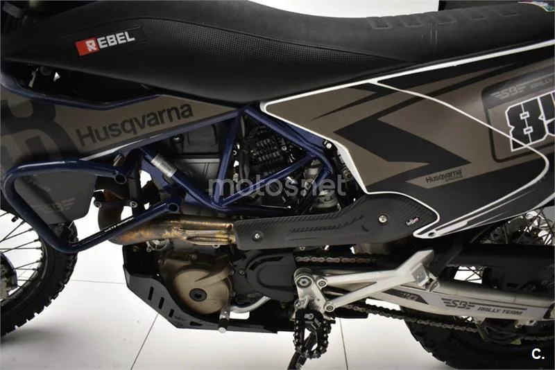 Husqvarna 701 Enduro – Vista 12