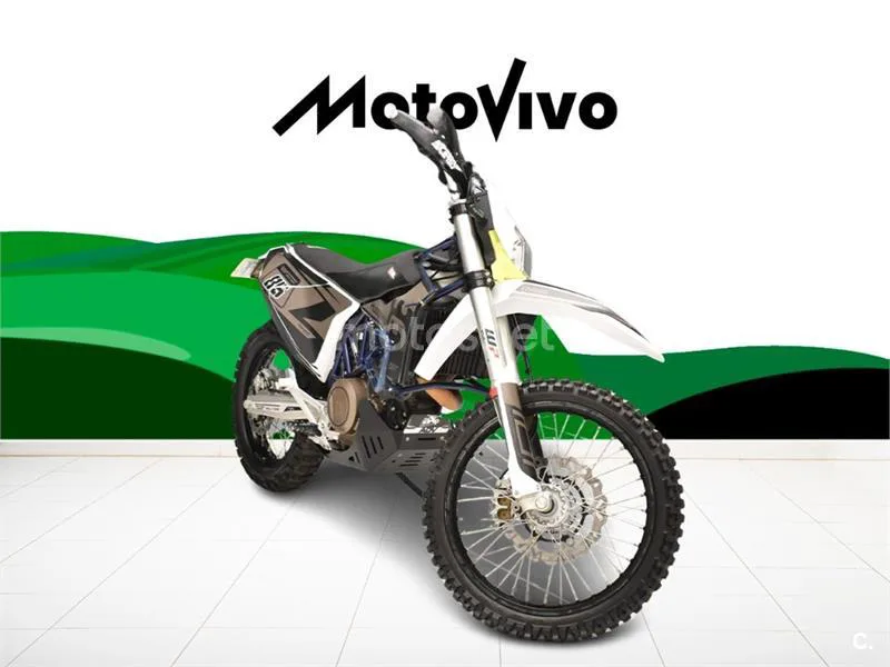 Husqvarna 701 Enduro – Vista 3