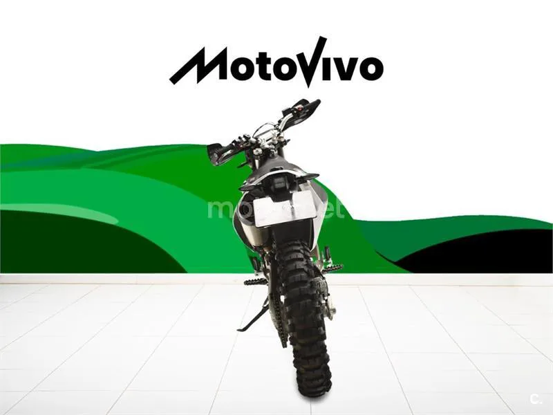 Husqvarna 701 Enduro – Vista 6