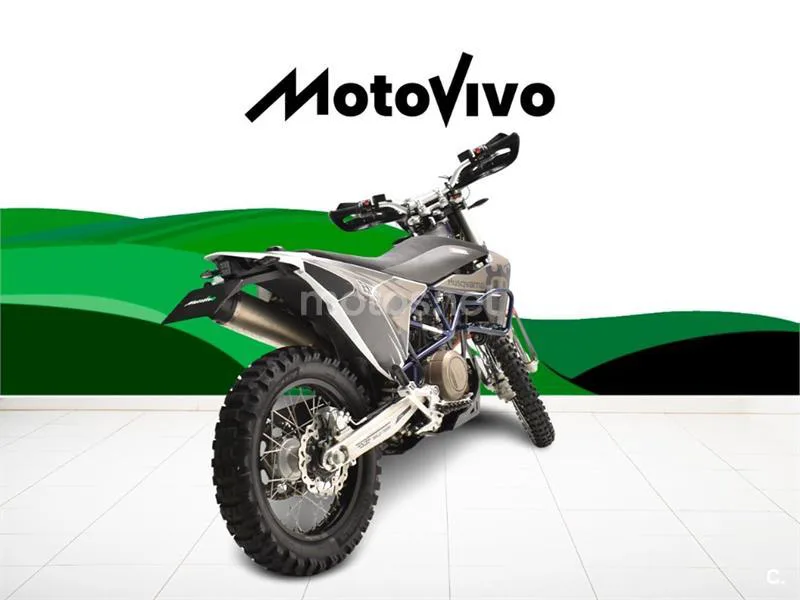 Husqvarna 701 Enduro – Vista 7