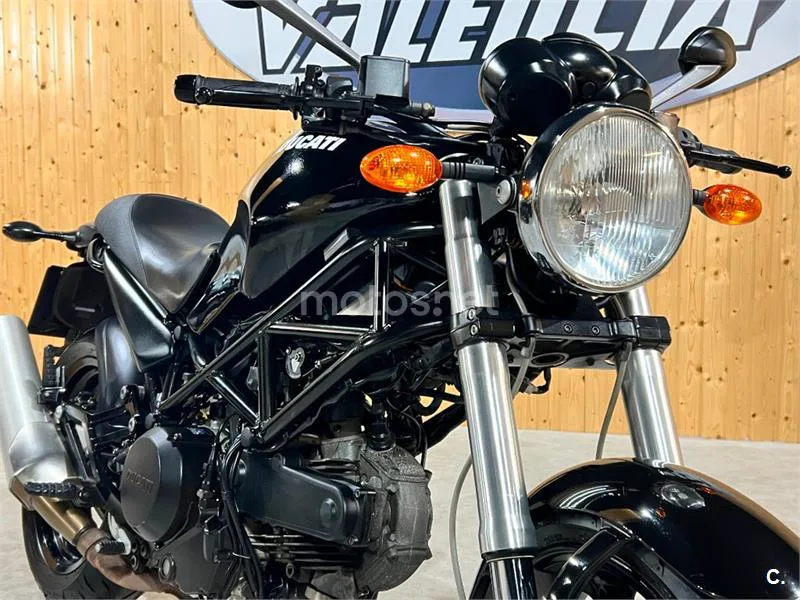 Ducati Monster 695 – Vista 27