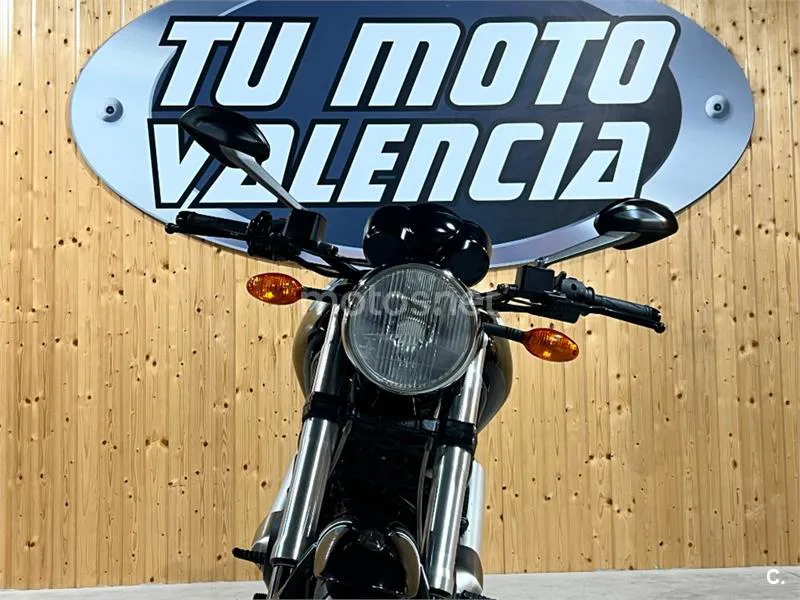 Ducati Monster 695 – Vista 30