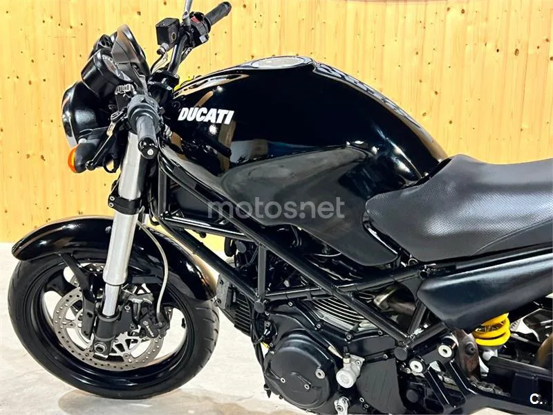 Ducati Monster 695 – Vista 47