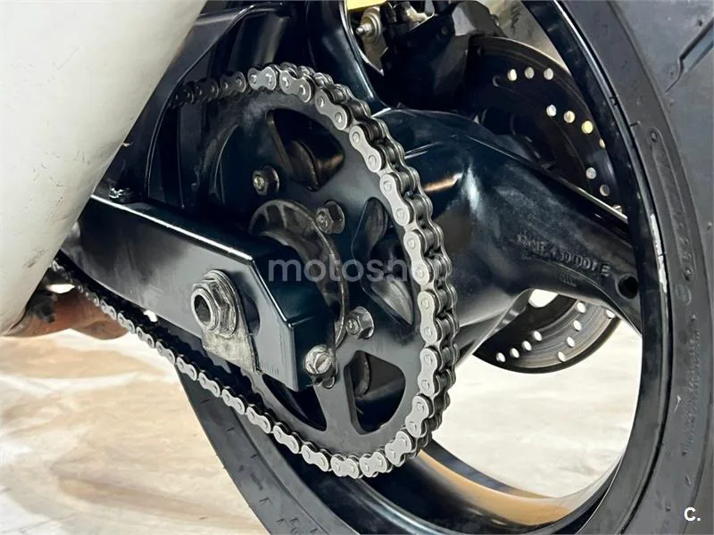 Ducati Monster 695 – Vista 49