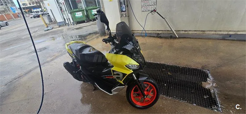 Aprilia SR GT 125 – Vista 3