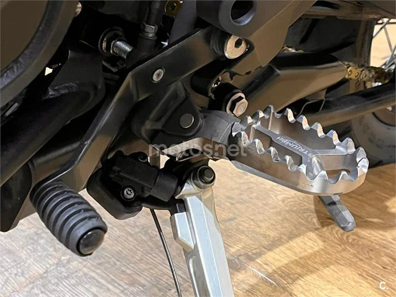 Triumph Tiger 800 XCX – Vista 44