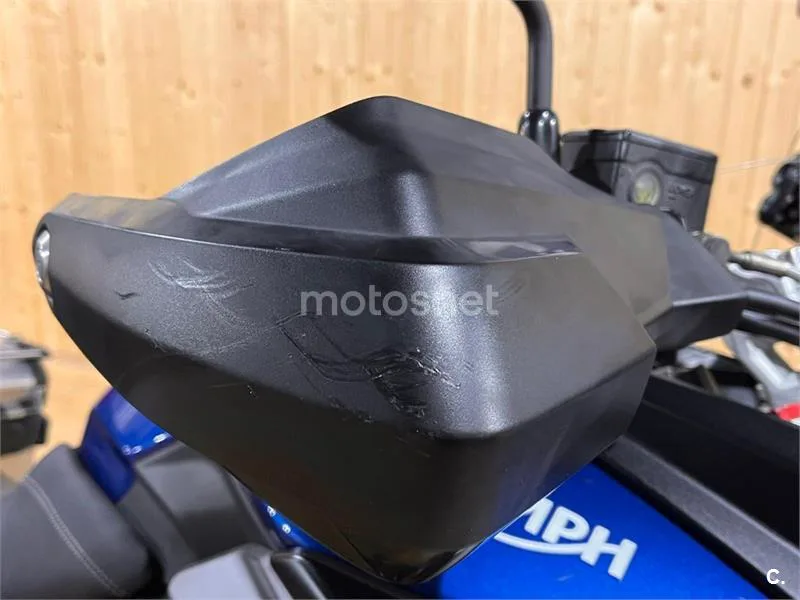 Triumph Tiger 800 XCX – Vista 10