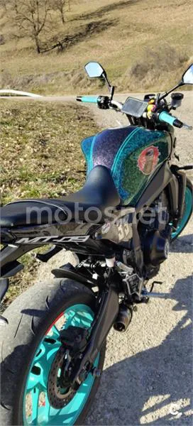 Yamaha MT-09 – Vista 23