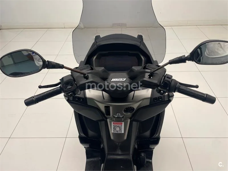 Piaggio MP3 400 – Vista 9
