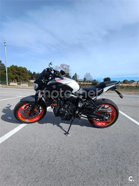 Yamaha MT-07 – Vista 4