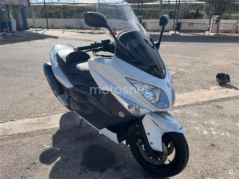 Yamaha TMAX 500 – Vista 4