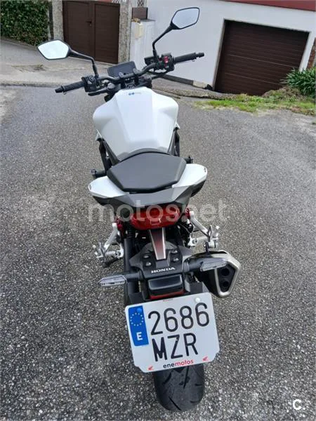 Honda CB 750 – Vista 4