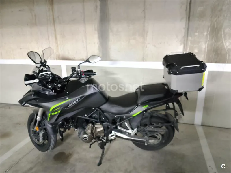QJ Motor SRT 700 – Vista 3