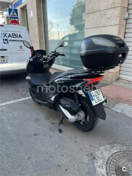 Honda PCX 125 – Vista 3