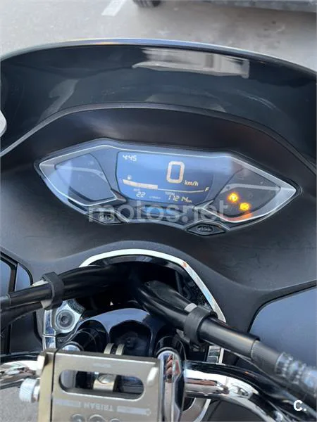 Honda PCX 125 – Vista 4