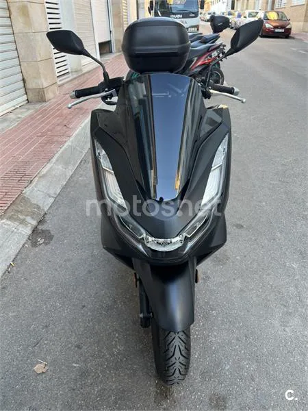 Honda PCX 125 – Vista 5