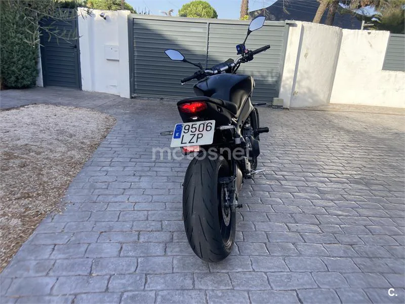Yamaha MT-09 – Vista 4