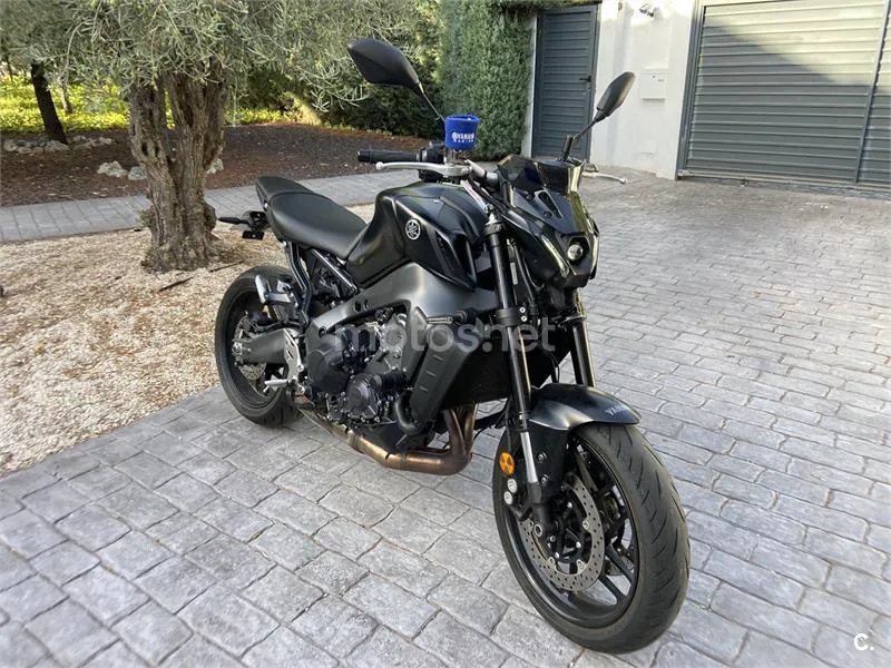 Yamaha MT-09 – Vista 7