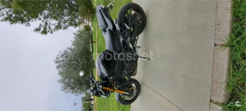 Yamaha FZ8 N – Vista 6