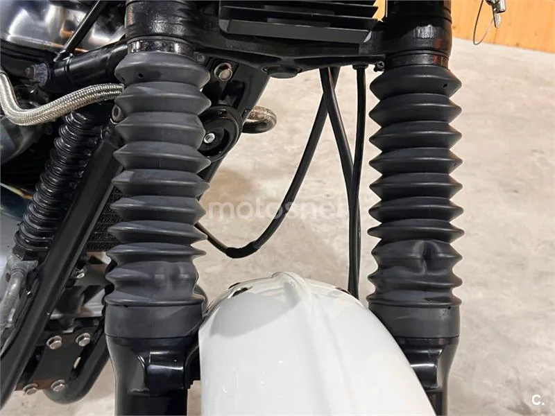 Triumph Scrambler EFI – Vista 26