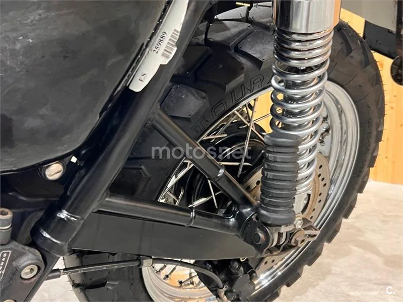 Triumph Scrambler EFI – Vista 38