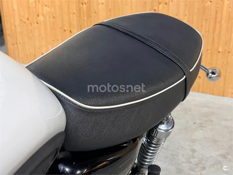 Triumph Scrambler EFI – Vista 39